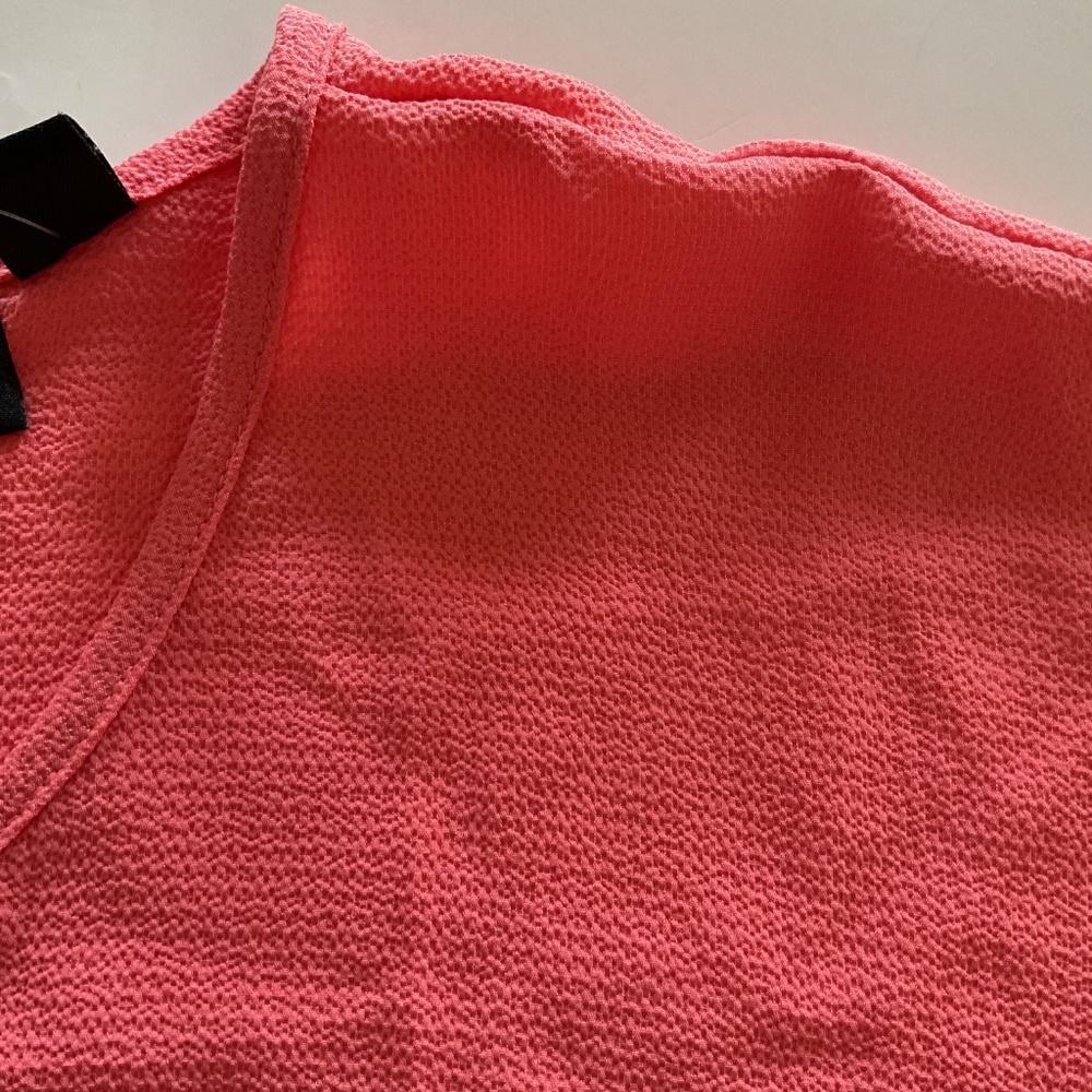 New York & Company Sz M Coral Gauze Tie Waist Tunic Top Blouse Keyhole Back - Picture 3 of 9
